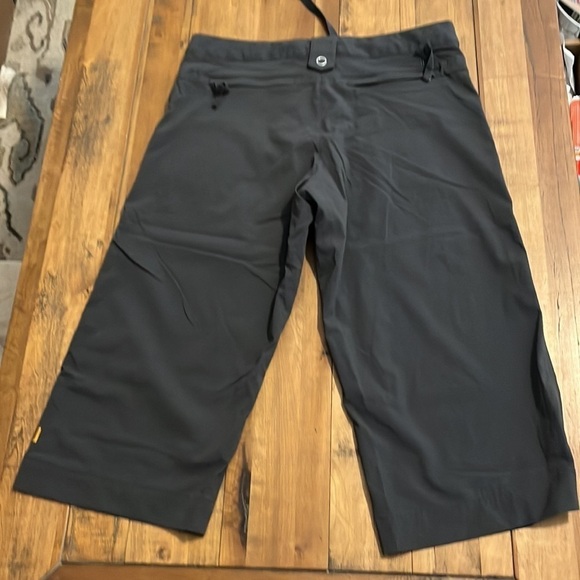 LUCY Capri - Picture 2 of 3